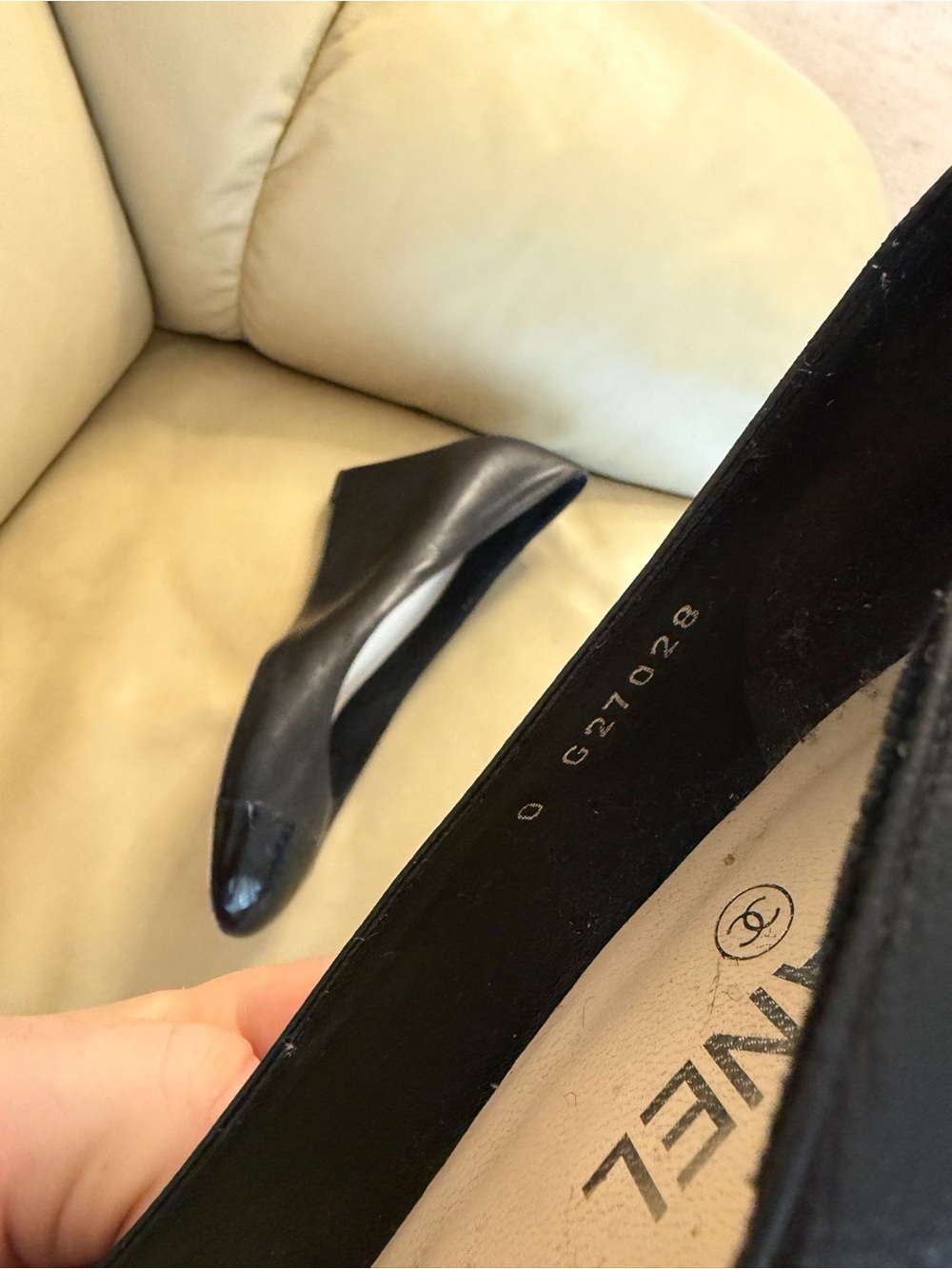 CHANEL Cap Toe Wedge Pumps Black Leather & Patent Leather Size 41 - Picture 5 of 6